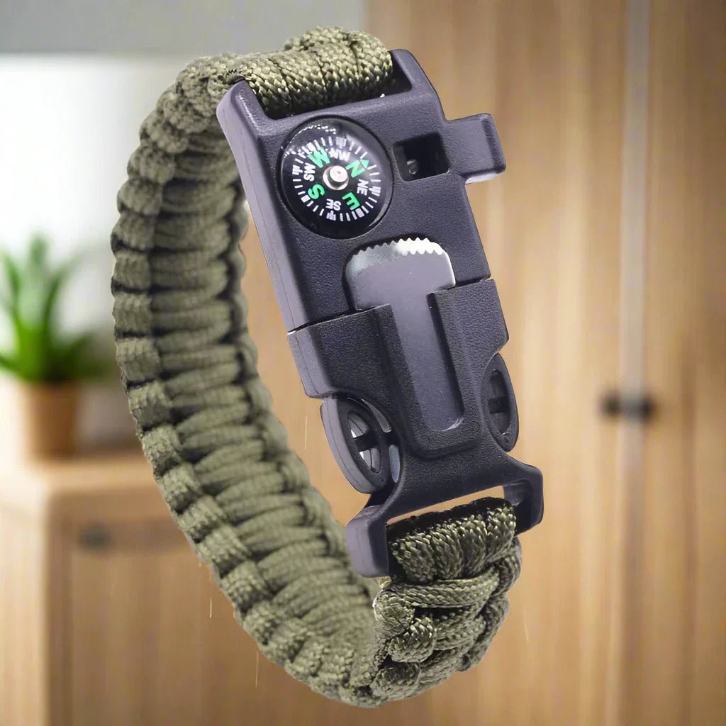 ParacordSurvivalBracelet™ - Vert Militaire - Marie en plein air!